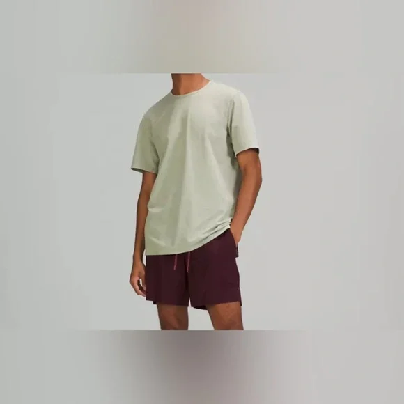 Lululemon Commission Short-Sleeve T-Shirt
*Wash - Picture 2 of 8